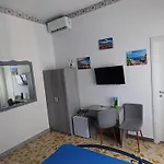 A Casa Di Erica Alojamento de Acomodação e Pequeno-almoço 3*