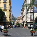 A Casa Di Erica Alojamento de Acomodação e Pequeno-almoço Sorrento