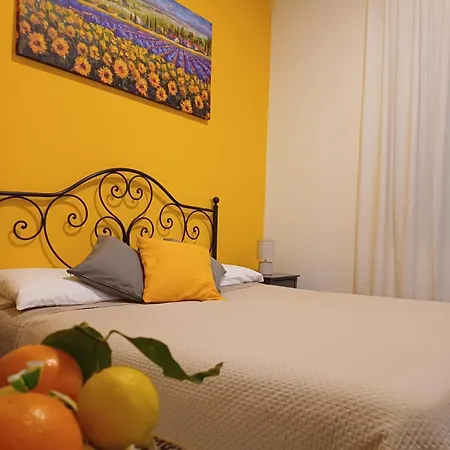 A Casa Di Erica לינה וארוחת בוקר סורנטו